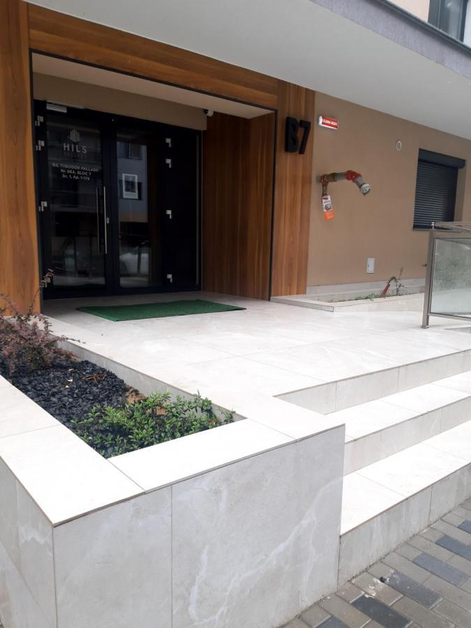 Ferienwohnung Mia!! Self Check-In!! Bukarest Exterior foto